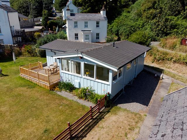 Laxey Harbour Chalet 1